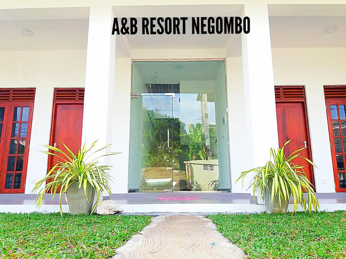 A&B Resort Negombo Kudapaduwa Szoba fotó